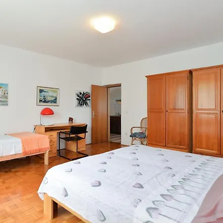 Fuer 3 Personen Ca 55 Qm In Premantura, Istrien Istrische Riviera Apartment *